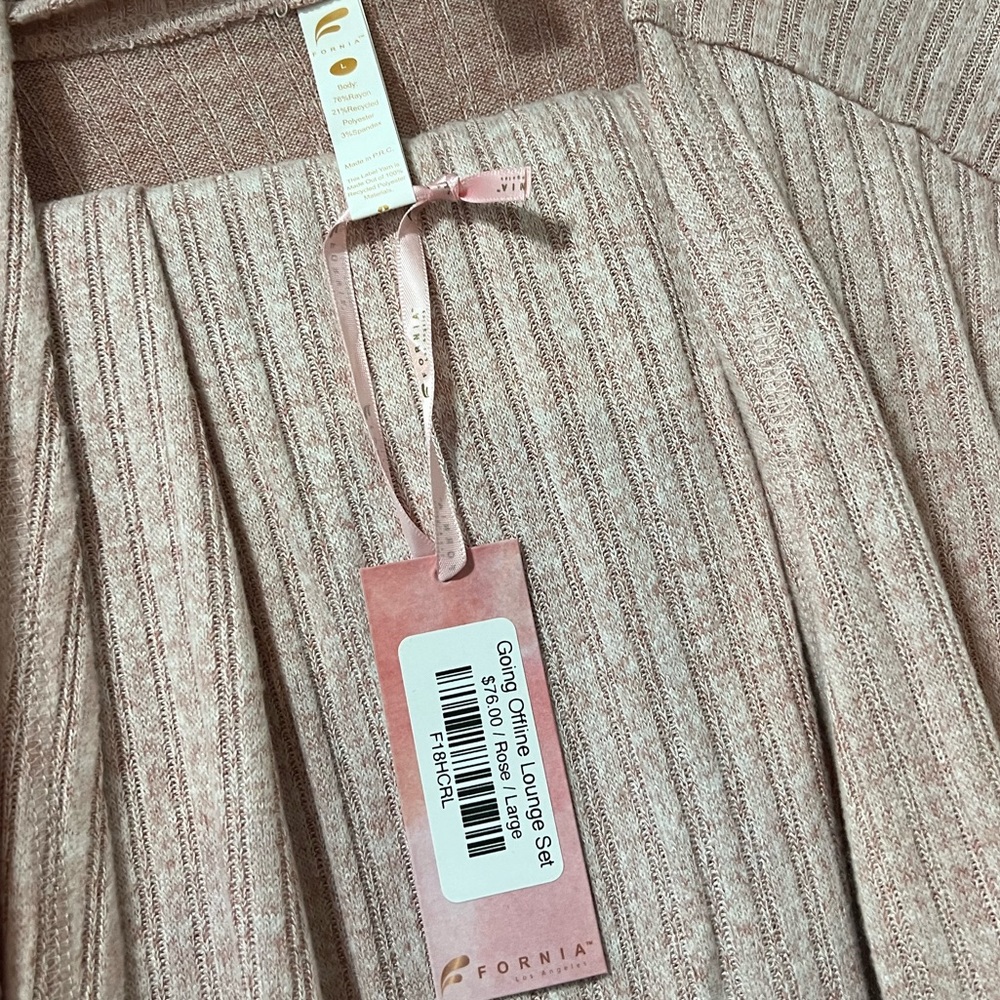 SUPER SOFT 3 piece lounge set - NWT size large - Picture 5 of 11